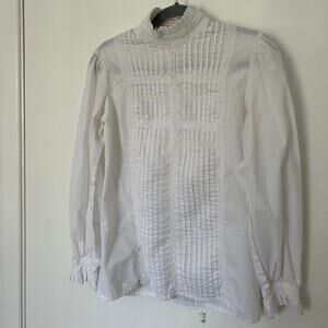Vintage Orvis Crochet Ruffle Button-Back Blouse